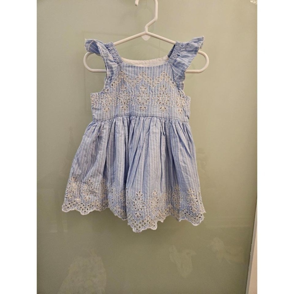 Baby gap dress 18-24 mos